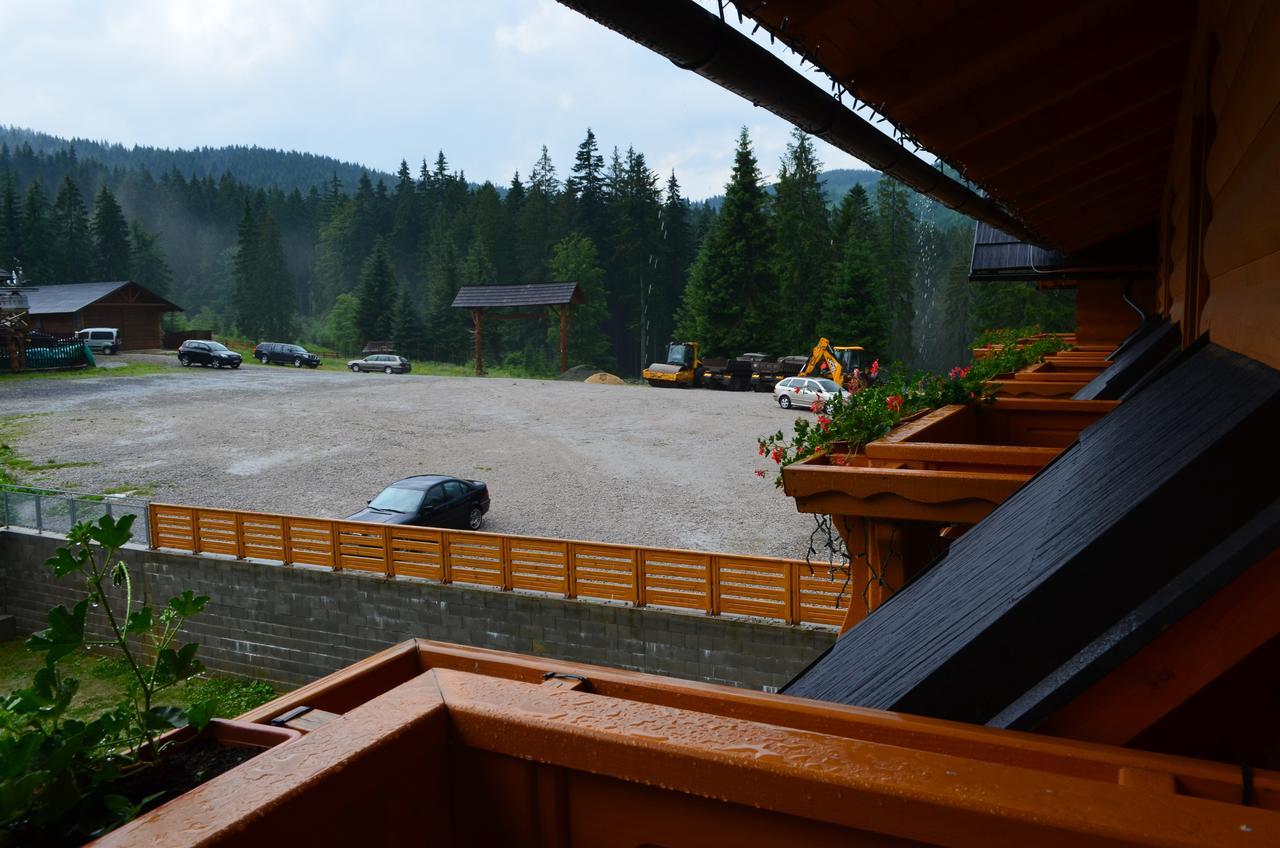 Horsky Hotel Kristina Hruštín エクステリア 写真
