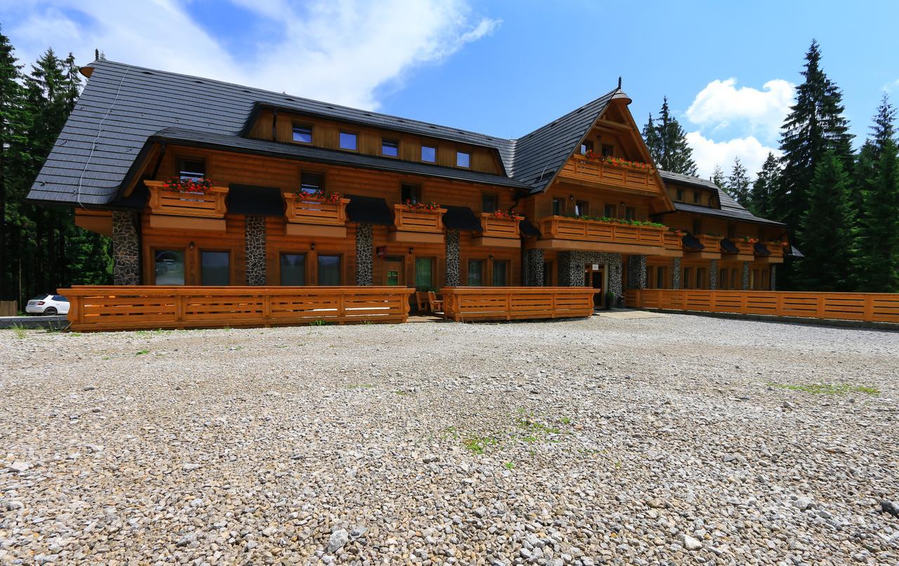 Horsky Hotel Kristina Hruštín エクステリア 写真
